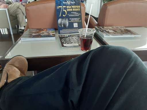 Lincoln Mercury Dealer «West Point Lincoln», reviews and photos, 11666 Katy Fwy, Houston, TX 77043, USA