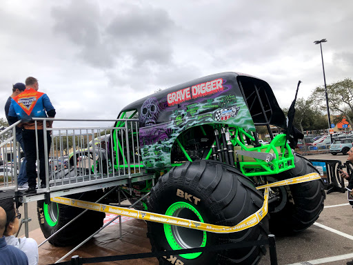 Department Store «Walmart Supercenter», reviews and photos, 1505 N Dale Mabry Hwy, Tampa, FL 33607, USA