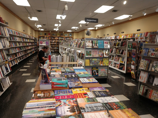 Book Store «Readers World», reviews and photos, 194 S River Ave, Holland, MI 49423, USA