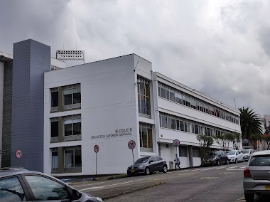 Biblioteca Alfonso Carvajal Escobar