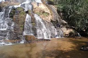 Cachoeira Escondida image