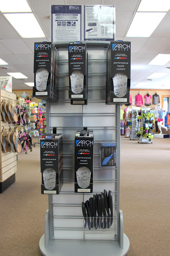 Shoe Store «PRO BIKE+RUN Robinson», reviews and photos, 3100 Robinson Ln, Pittsburgh, PA 15205, USA