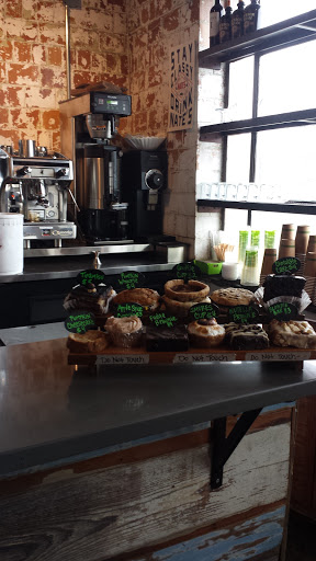 Ice Cream Shop «Crank & Boom Ice Cream Lounge», reviews and photos, 1210 Manchester St, Lexington, KY 40504, USA