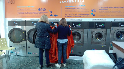 Lavandería Autoservicio en Linares Doña Pila
