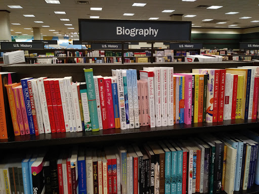 Book Store «Barnes & Noble», reviews and photos, 20 Hatton Pl, Hilton Head Island, SC 29926, USA