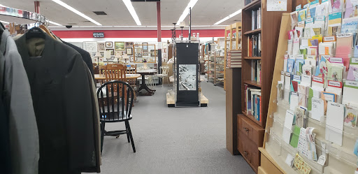 Thrift Store «New To You Upscale Resale Store», reviews and photos, 1700 W Roosevelt Rd, Broadview, IL 60155, USA