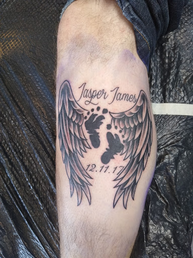 Tattoo Shop «Ethos Tattoo», reviews and photos, 203 W Michigan Ave #206, Saline, MI 48176, USA