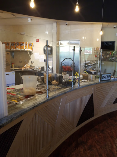 Restaurant «Savory Salads», reviews and photos, 2932 W Euclid Ave, Arlington Heights, IL 60005, USA