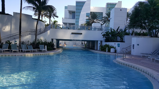 Shopping Mall «Diplomat Mall Shopping Center», reviews and photos, 1725 E Hallandale Beach Blvd, Hallandale Beach, FL 33009, USA