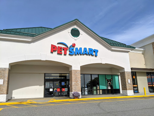 Pet Supply Store «PetSmart», reviews and photos, 213 Daniel Webster Hwy, Nashua, NH 03060, USA