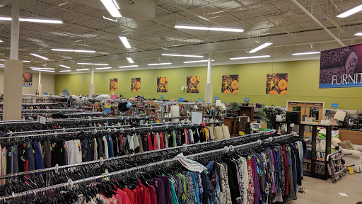 Thrift Store «Goodwill Store & Donation Center», reviews and photos, 420 W Army Trail Rd, Bloomingdale, IL 60108, USA