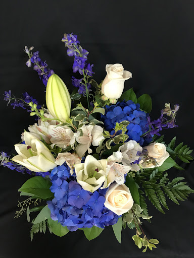 Florist «Crystals Flowers & Gifts», reviews and photos, 17314 Pacific Ave S, Spanaway, WA 98387, USA