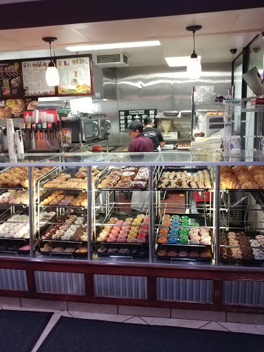 Donut Shop «Yum Yum Donuts», reviews and photos, 8139 W Manchester Ave, Playa Del Rey, CA 90293, USA