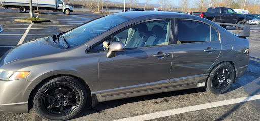 Tire Shop «Discount Tire Store - Salem, OR», reviews and photos, 1890 Lancaster Dr NE, Salem, OR 97305, USA