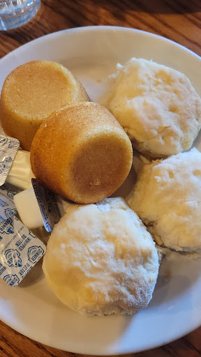 American Restaurant «Cracker Barrel Old Country Store», reviews and photos, 427 N Broadway, Pennsville, NJ 08070, USA