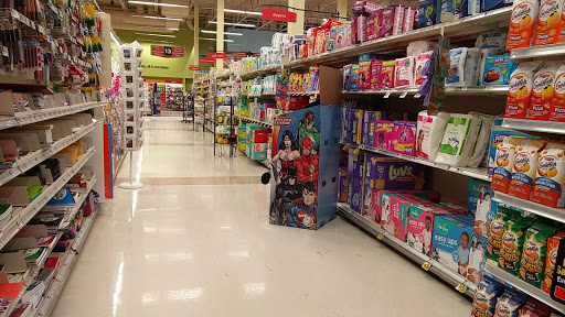 Grocery Store «Hannaford Supermarket», reviews and photos, 5 Hannaford Dr, York, ME 03909, USA