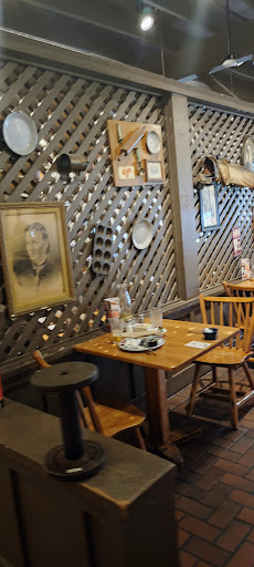 American Restaurant «Cracker Barrel Old Country Store», reviews and photos, 103 Paradise St, Manchester, TN 37355, USA