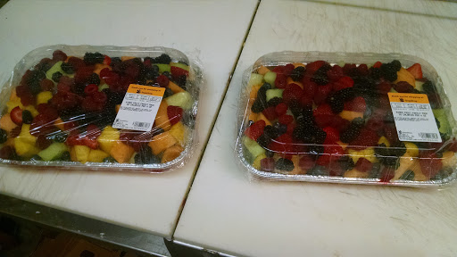 Grocery Store «Stop & Shop», reviews and photos, 2020 Norwich-New London Turnpike, Montville, CT 06353, USA