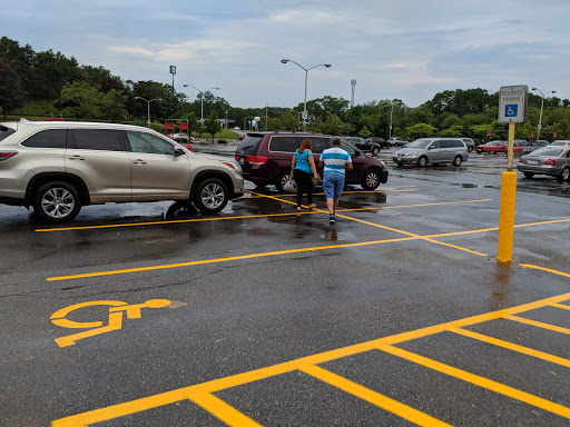 Shopping Mall «North Andover Mall», reviews and photos, 350 Winthrop Ave, North Andover, MA 01845, USA