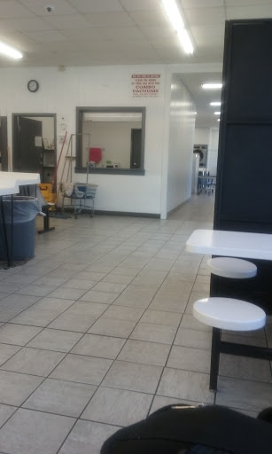 Laundromat «Westgate Laundry», reviews and photos, 1395 W. O. Ezell Boulevard, Spartanburg, SC 29301, USA