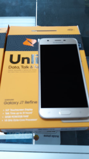 Cell Phone Store «Boost Mobile Store», reviews and photos, 2342 E Stop 11 Rd, Indianapolis, IN 46227, USA