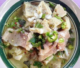 Pozole y Tostadas Doña Nena. photo
