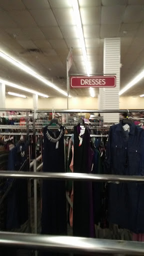 Clothing Store «Burlington Coat Factory», reviews and photos, 6055 E Main St, Columbus, OH 43213, USA