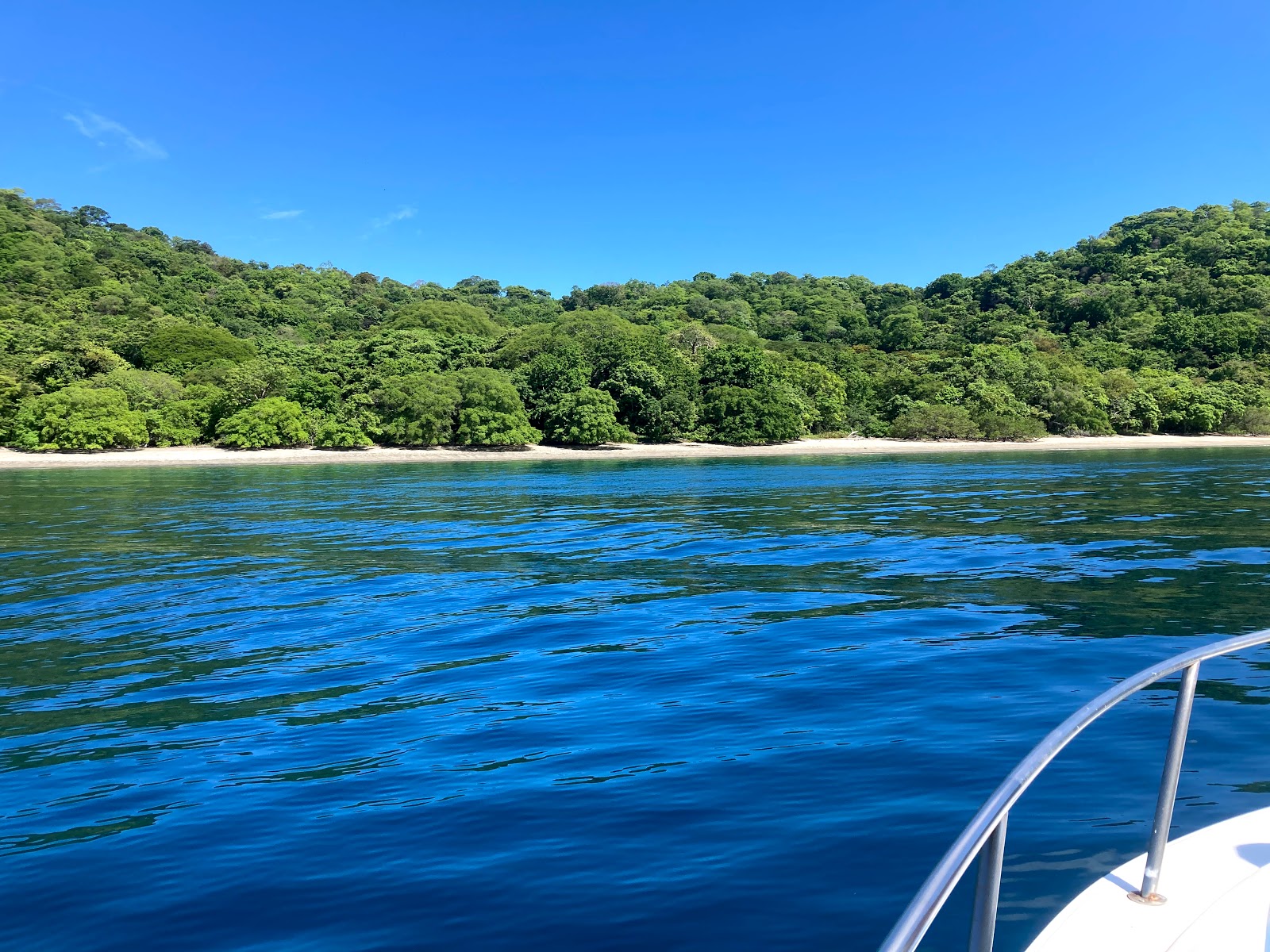 Foto von Jicaro beach mit türkisfarbenes wasser Oberfläche