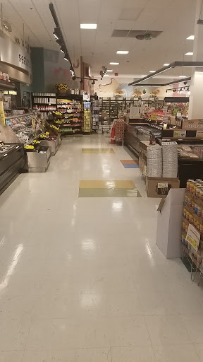 Supermarket «The Fresh Grocer of Grays Ferry», reviews and photos, 3021 Grays Ferry Ave, Philadelphia, PA 19146, USA