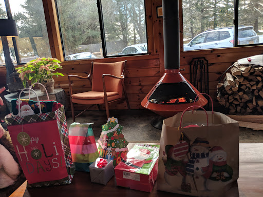 Hotel «The Arnold House», reviews and photos, 839 Shandelee Rd, Livingston Manor, NY 12758, USA