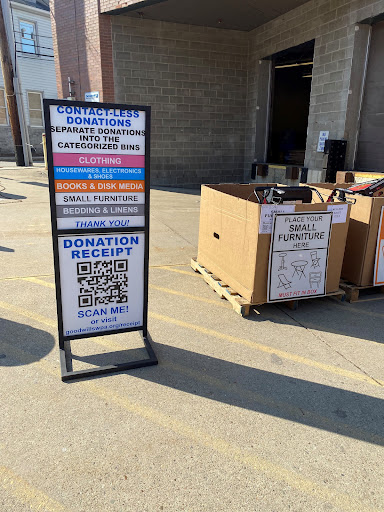 Thrift Store «Goodwill», reviews and photos