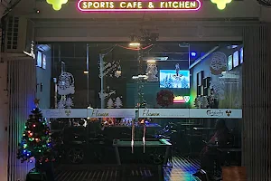 Flumen Sports Cafe & Kitchen image