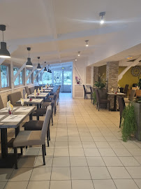 Atmosphère du Restaurant L'Olivaie de Coste Belle à Saint-Bonnet-du-Gard - n°8