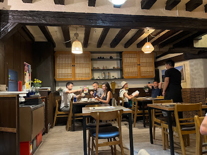 Seoul Restaurant - Ronda de Segovia, 25, 28005 Madrid, Spain