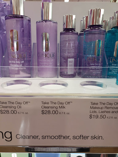 Hair Salon «Ulta Beauty», reviews and photos, 839 NW 12th St, Gresham, OR 97030, USA