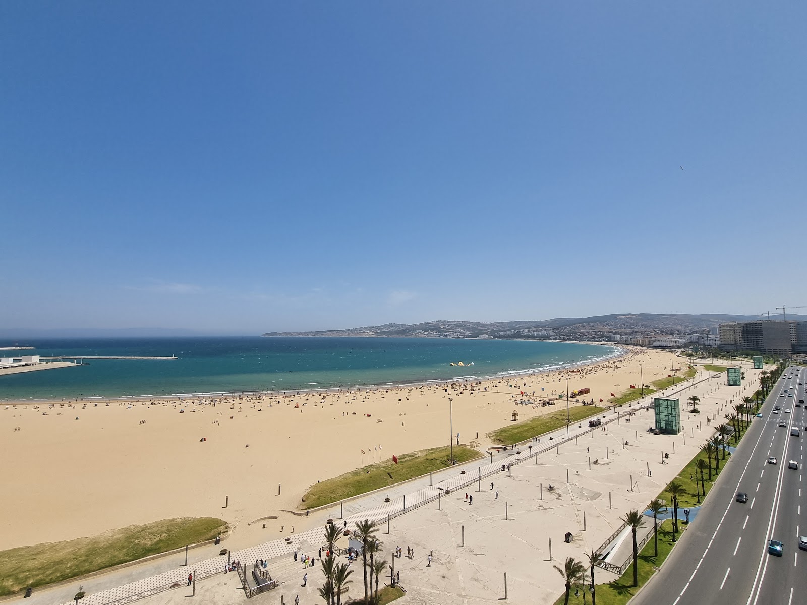 Foto af Malabata Strand (Tanger) med høj niveau af renlighed