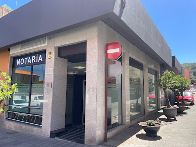 Notaría Vega de San Mateo- Sara Chirino Hafez Av. Tinamar, 5, 35320 Vega de San Mateo, Las Palmas, España