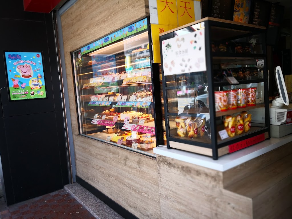 85度C咖啡蛋糕飲料-后里甲后店 的照片