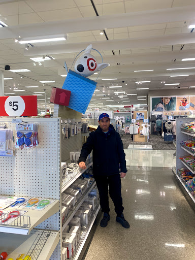 Department Store «Target», reviews and photos, 800 Broadview Village Sq, Broadview, IL 60155, USA