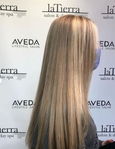 Beauty Salon «La Tierra Salon & Day Spa», reviews and photos, 9325 Dorchester St #130, Highlands Ranch, CO 80129, USA