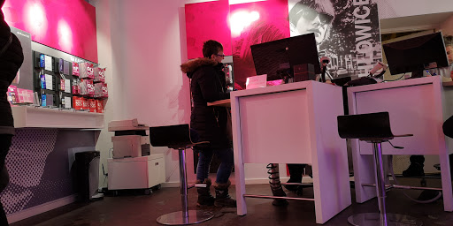 Salon „T-Mobile”