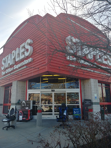 Office Supply Store «Staples», reviews and photos, 1531 Rockville Pike, Rockville, MD 20852, USA