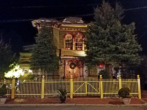 Shopping Mall «Tannery Shopping Center», reviews and photos, 50 Water St, Newburyport, MA 01950, USA