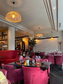 Atmosphère du Café Café Les Glaces à Fontainebleau - n°5