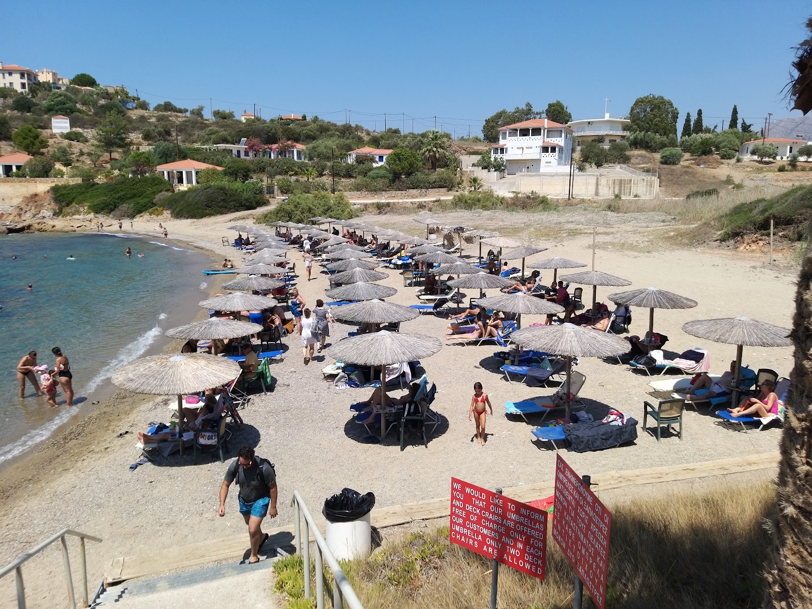 Fotografie cu Viandini beach cu o suprafață de apa pură turcoaz