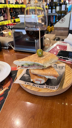 Wine Store «Happy Wine Calle Ocho», reviews and photos, 5792 SW 8th St, Miami, FL 33144, USA