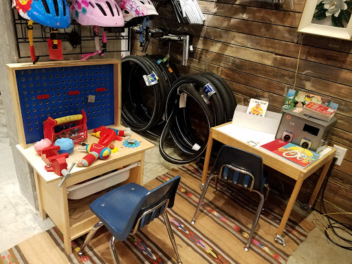 Bicycle Store «Electric Lady Bicycle Shop», reviews and photos, 2207 E Union St, Seattle, WA 98122, USA