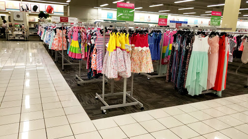 Clothing Store «Burlington Coat Factory», reviews and photos, 3333 N State Rd 7, Lauderdale Lakes, FL 33319, USA