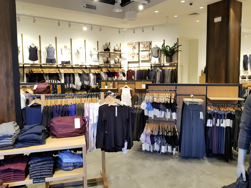 Sportswear Store «lululemon», reviews and photos, 600 S Main St, Greenville, SC 29601, USA
