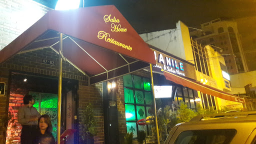 Aguanilé Salsa House